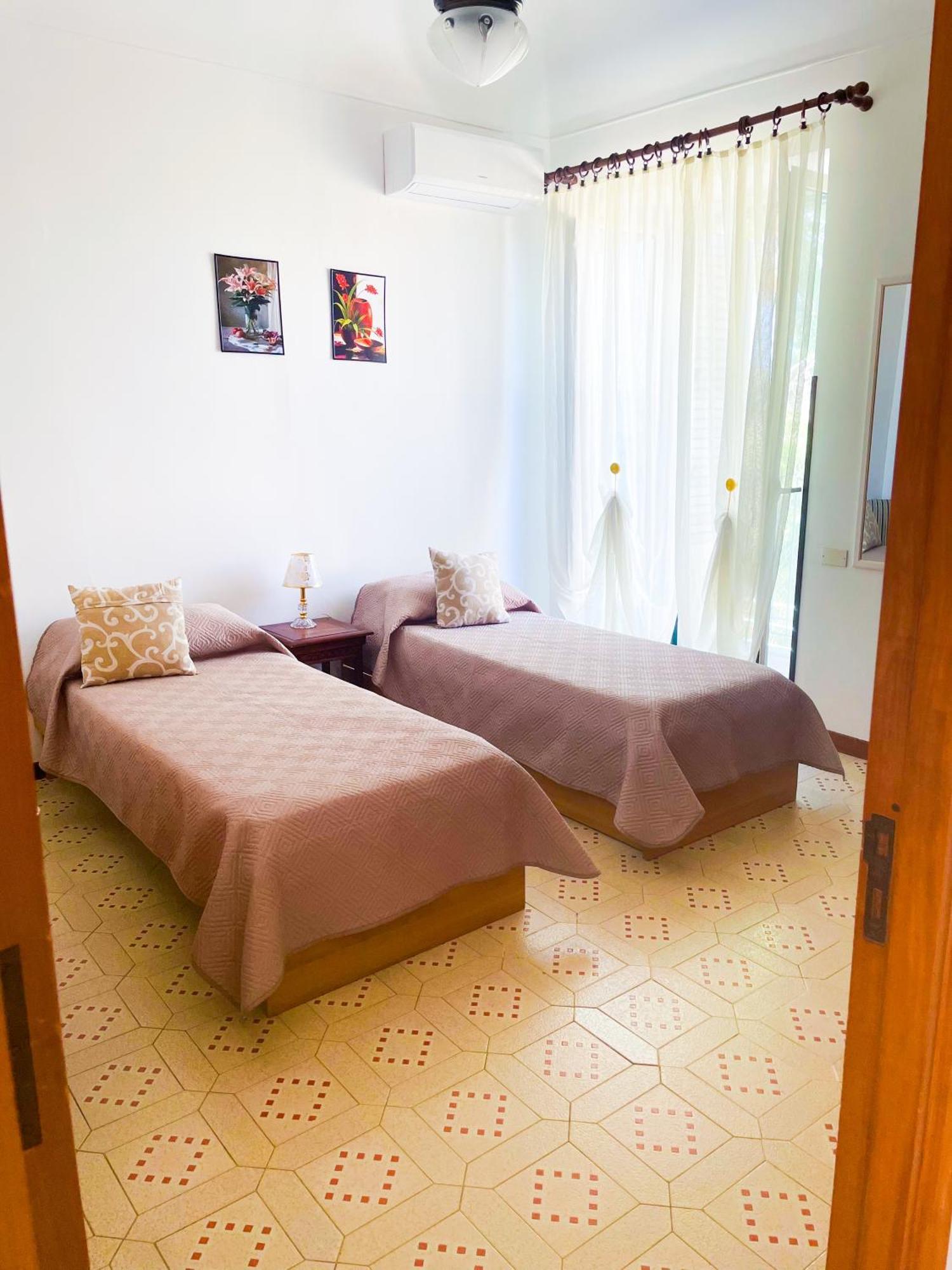 Domus Maris Villa เชฟาลู ภายนอก รูปภาพ